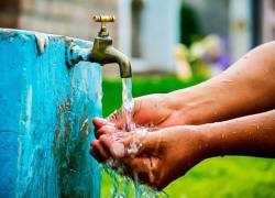 Contraloría halla 231 irregularidades en proyectos de agua potable en 17 provincias de Ecuador