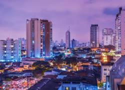 Fotografía aérea de São Paulo, una de las principales ciudades de Brasil, hogar para más de 23 millones de personas.