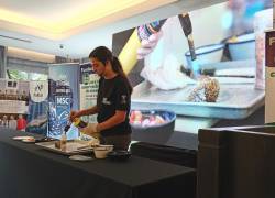 Durante el Tuna Fest la chef María José Vigil realizó una demostración de las diferentes preparaciones que se pueden hacer con el atún.