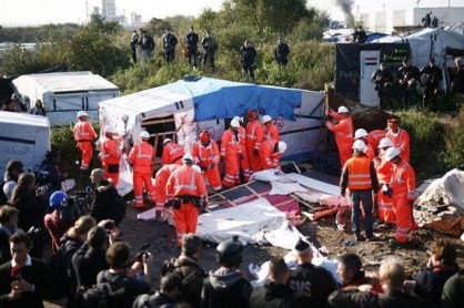 Segundo día de evacuación del campamento de Calais