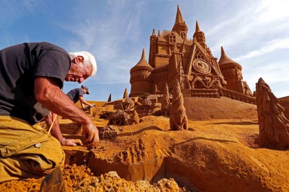 Festival de esculturas de arena &quot;Disney arena mágica&quot;, Bélgica