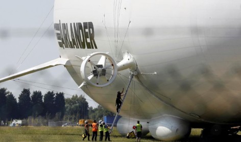 La aeronave más grande del mundo realiza con éxito su primer vuelo