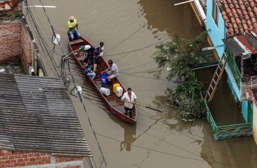 Suben a 145 los muertos y 235.000 los damnificados por inundaciones de Perú