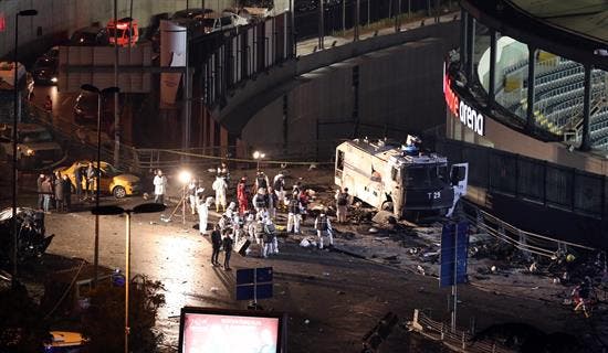 Atentado en Estambul deja más de una docena de fallecidos