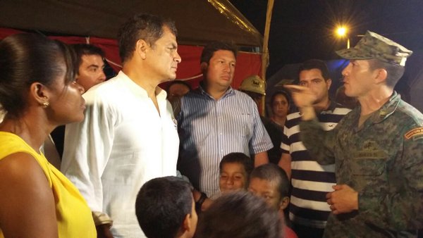Correa continuará visitando zonas afectadas por réplicas