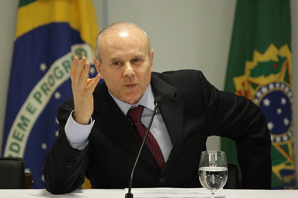 Se revoca detención de Guido Mantega, exministro brasileño