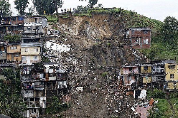 Deslizamiento de tierra en Colombia deja al menos 16 muertos