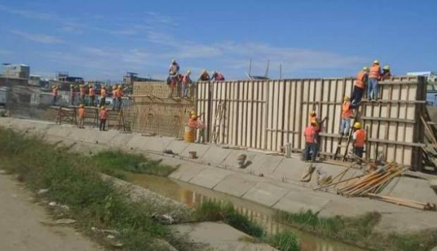 Perú pide explicaciones por muro que Ecuador construye