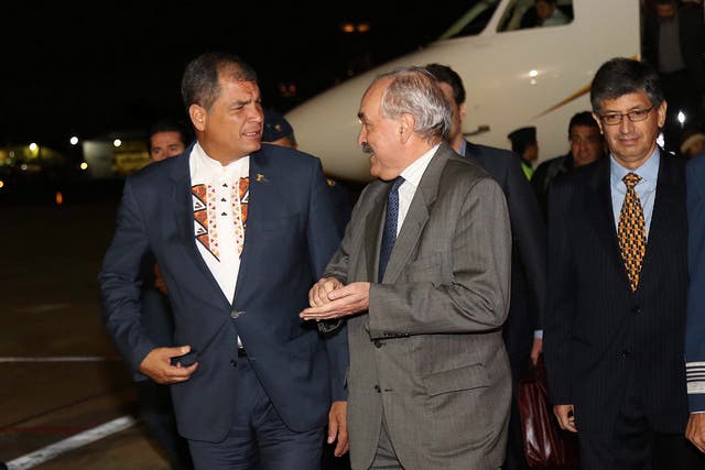 Rafael Correa llega a Argentina para recibir honoris causa