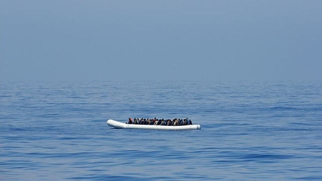 Decenas de migrantes muertos en el Mediterráneo