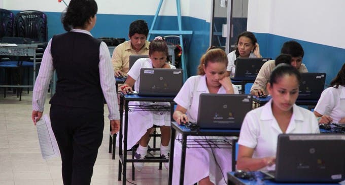 Estudiantes de la Costa rendirán evaluación “Ser Bachiller” en marzo