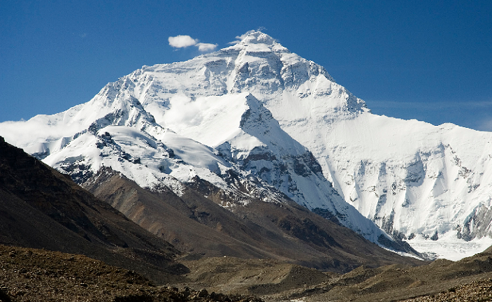 Nepal comienza a medir el Everest para ver si encogió