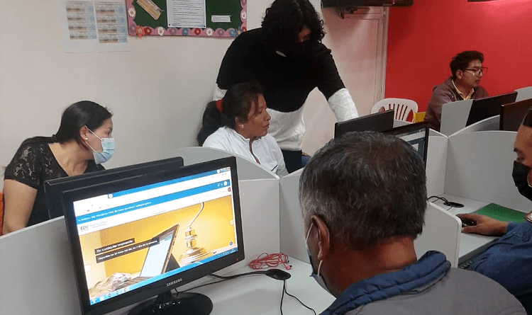 En Ecuador hay cursos de alfabetización digital. $!En Ecuador hay cursos de alfabetización digital.