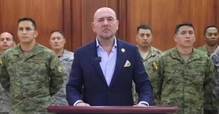 Disculpas públicas del ministro de Defensa. $!Disculpas públicas del ministro de Defensa.