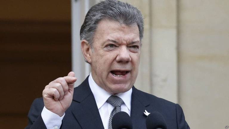 Santos dice tras victoria del &quot;no&quot; que se abre una &quot;nueva realidad política&quot;
