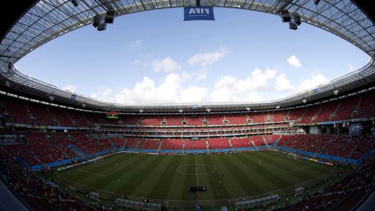 Odebrecht: sobrecostes en 6 de los 12 estadios del Mundial