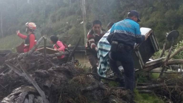 15 emergencias se atendieron en Quito tras fuerte lluvia del sábado