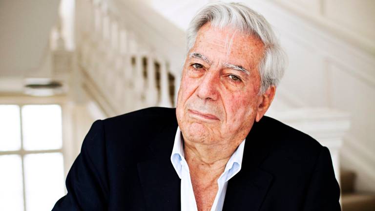 Vargas Llosa recibirá un premio literario en R.Dominicana