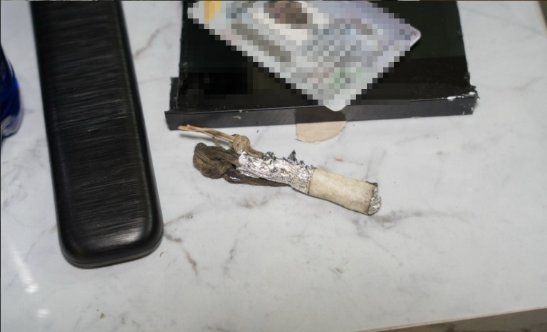 La credencial del exguardia de seguridad. $!La credencial del exguardia de seguridad.