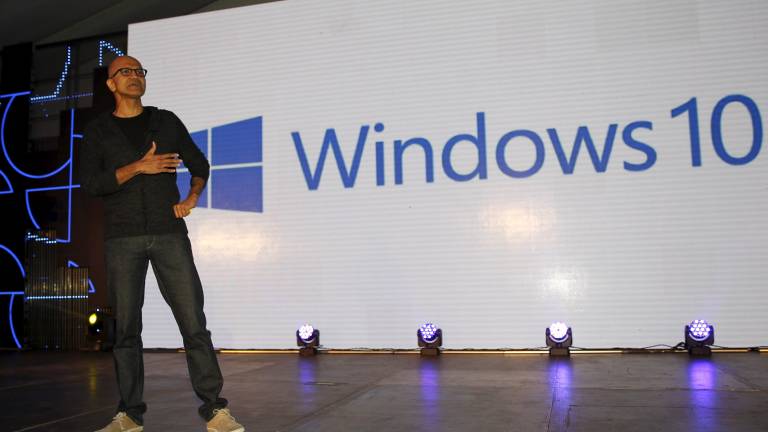 Microsoft lanza Windows 10 para reavivar su crecimiento