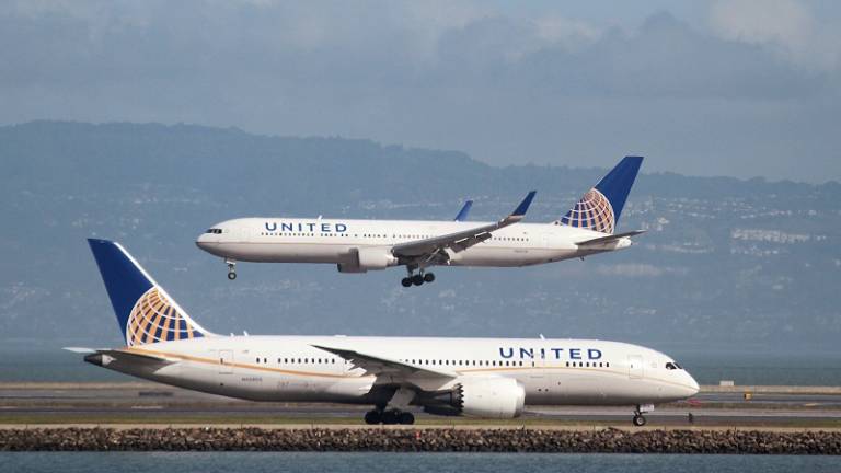 Indignación tras expulsión de un pasajero de United Airlines