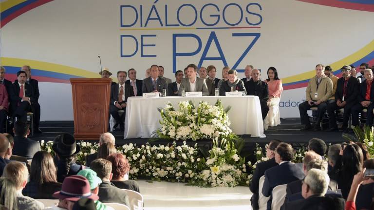 El gobierno de Colombia y el ELN abren diálogos de paz