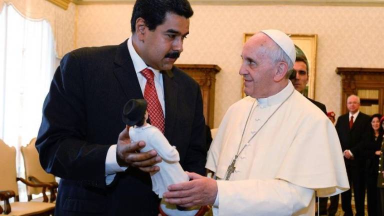 Maduro gestiona cita gobierno-oposición con el papa Francisco