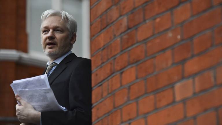 Assange acepta extradición a EE.UU. si Obama indulta a Manning
