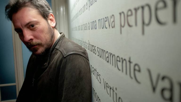 Ray Loriga gana premio Alfaguara con novela sobre el destierro
