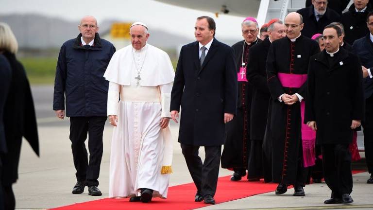 El papa llegó a Suecia a actos conmemorativos de la Reforma
