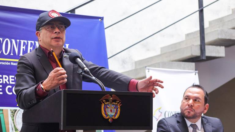 Colombia está a punto de volver a suministrar energía a Ecuador, asegura Gustavo Petro
