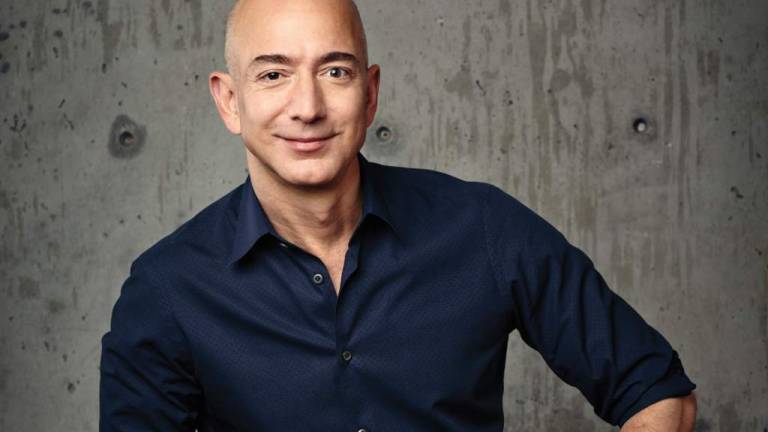 Jeff Bezos, jefe de Amazon, es el hombre más rico del mundo