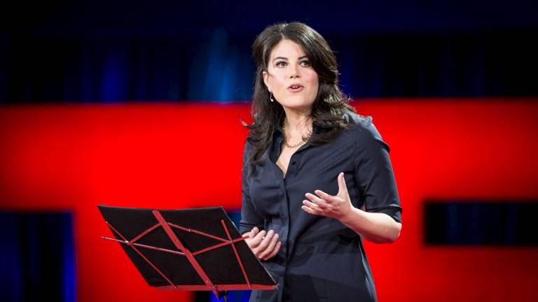 Monica Lewinsky en campaña contra el acoso cibernético en charla TED