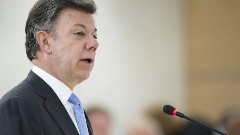 Santos destaca la democracia en las elecciones presidenciales