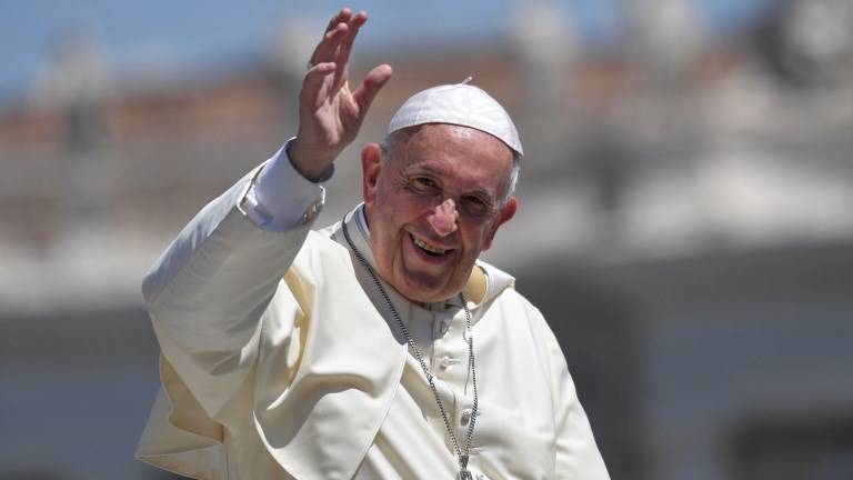 Papa celebra su cumpleaños junto a los pobres de Roma