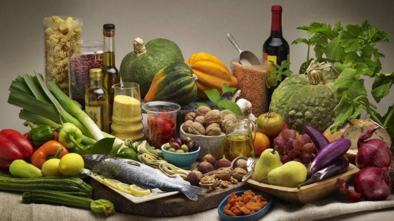 Un estudio demuestra que la dieta mediterránea retrasa el deterioro cognitivo