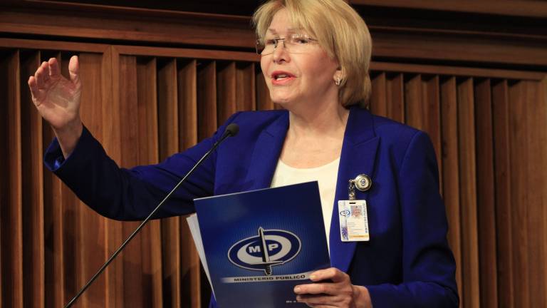 Chavismo solicita junta médica para evaluar a fiscal
