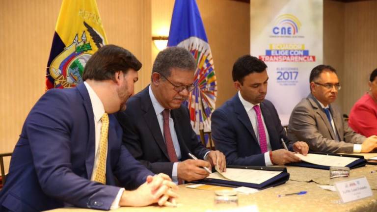 CNE firma un convenio de observación con la OEA