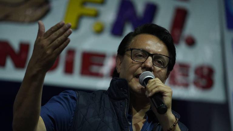Viuda de Fernando Villavicencio reprocha actuación de fiscal y jueza, tras diferirse audiencia preparatoria de juicio