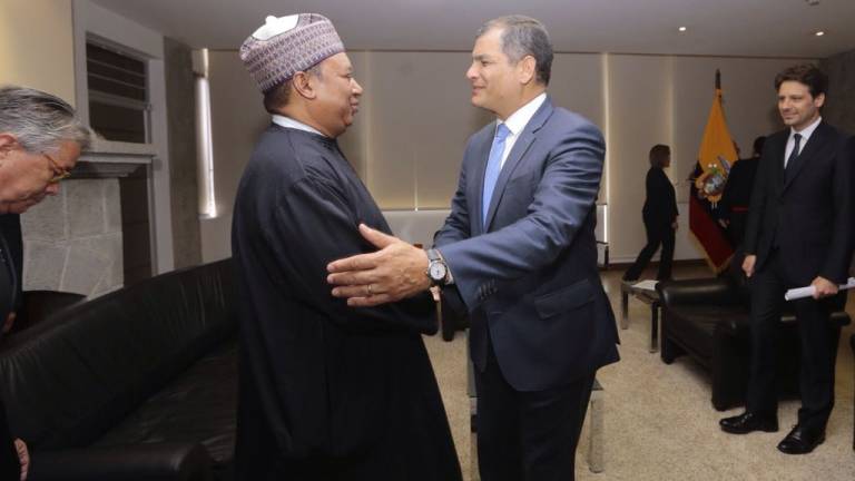 Correa recibe al secretario de la OPEP y al presidente de China