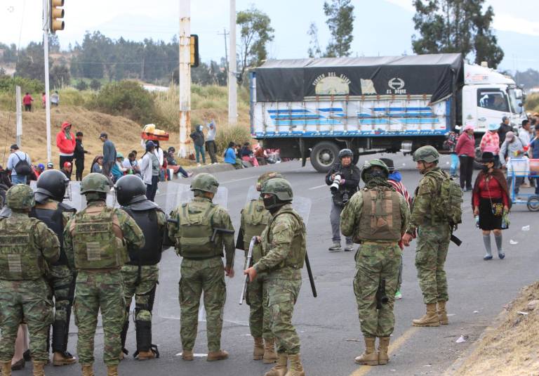 Marcha en Cotopaxi. $!Marcha en Cotopaxi.