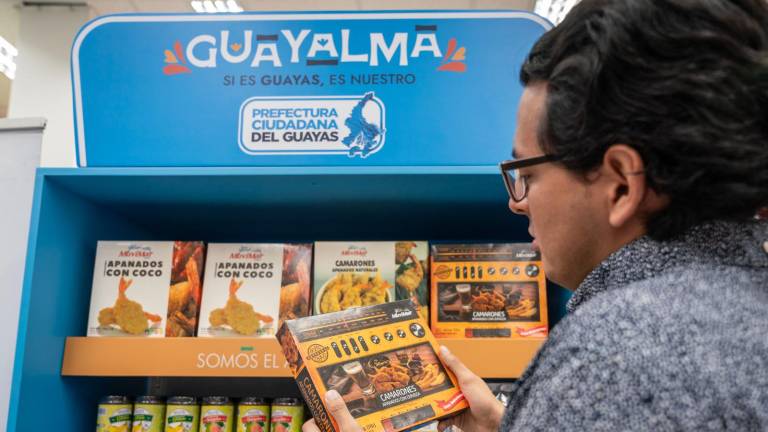 Los artículos de Guayalma se exhiben en una góndola especial dentro de los establecimientos.