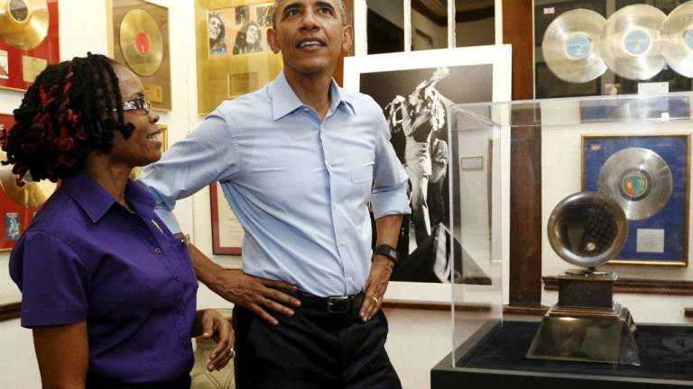 Barack Obama visita el Museo de Bob Marley en Jamaica