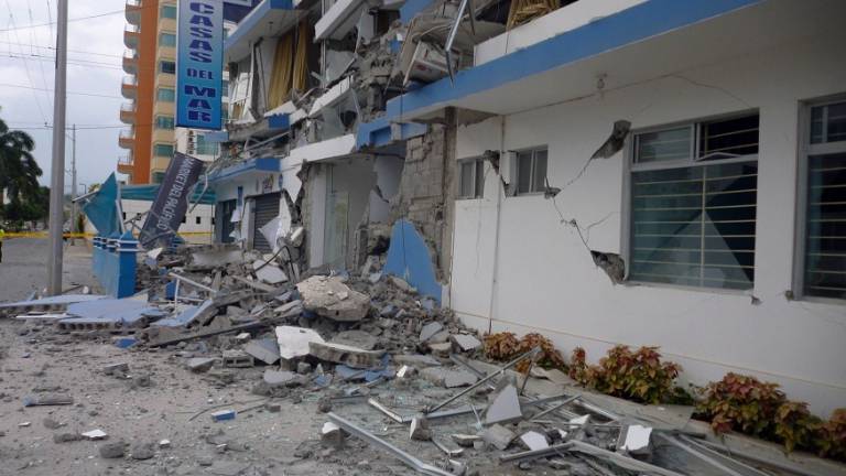 IG contabiliza casi 3.000 réplicas de terremoto del 16 de abril