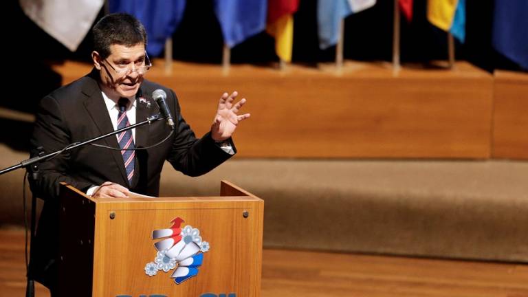 Presidente de Paraguay llama al diálogo a la oposición