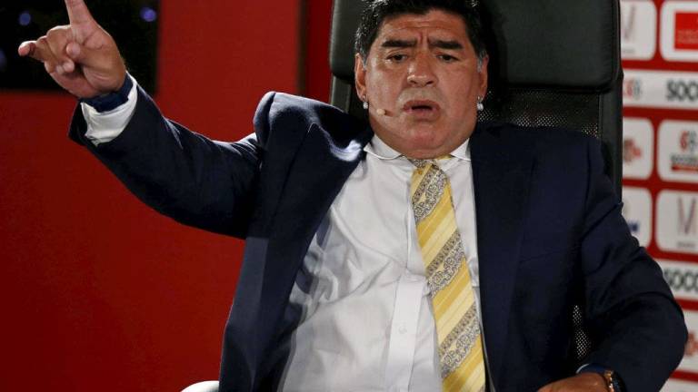 Maradona demandará a su exesposa en Argentina y en EE.UU.