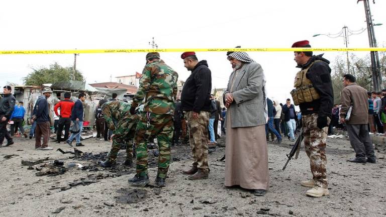 Al menos 32 muertos y decenas de heridos en atentado suicida en Bagdad