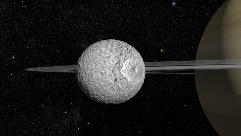 Mimas, la luna helada de Saturno en la que se descubrió un océano propicio para la vida
