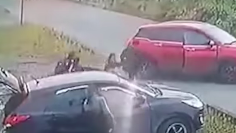 VIDEO: Así fue cómo una banda criminal intentó secuestrar a dos niñas en Santo Domingo