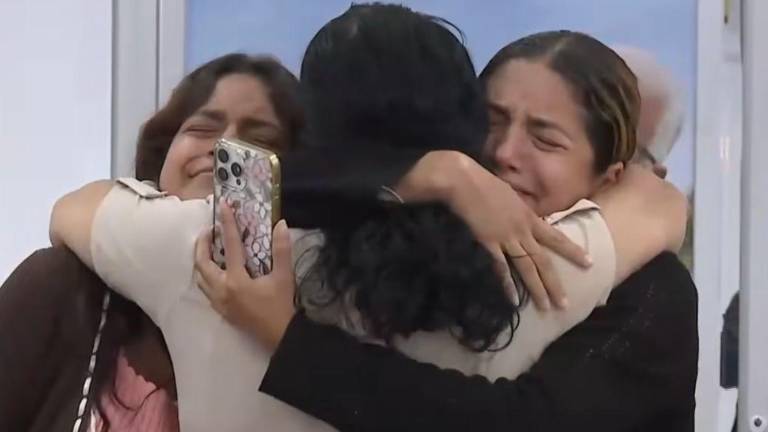 ¿Cuál era la necesidad de amarrarnos?: ecuatorianas detenidas en un hospital de EE.UU. revelan su calvario